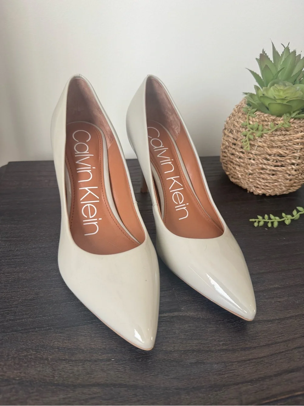 Calvin Klein Pale Sage Gray Patent Pointed-Toe Stiletto Pumps 7.5